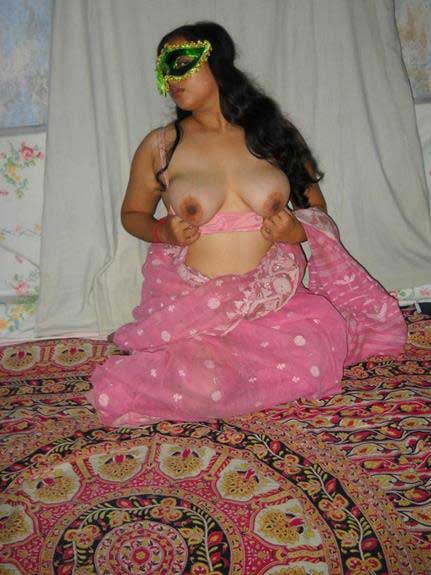 Desi Chut , Bade Boobs, Chut Ka Photo, Indian porn pics, Nude Indian bhabhi