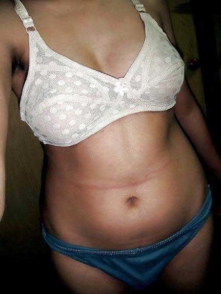 Desi indian bra girl without cloth-nude pics