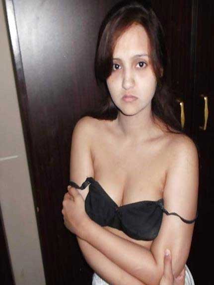 Indian pornstar Divya ki homemade porn pics download kare â€“ My Desi Boobs