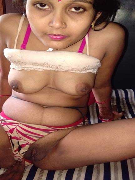 bhabhi ke nude boobs