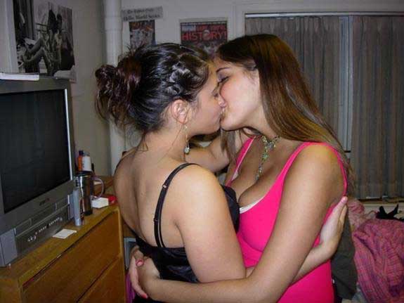 lesbian indian girls