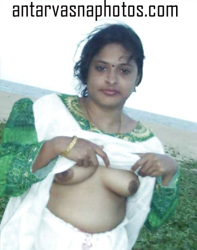 Indian aunty ke big boobs 