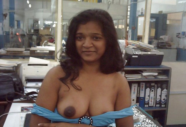 Indian gf ke tight boobs ki photos