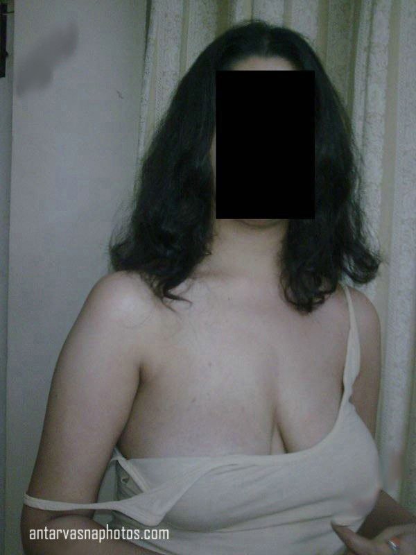 Bhabhi ke rasile boobs ki photos
