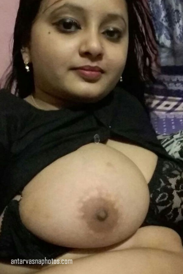 Huge boobs ki xxx selfie pics