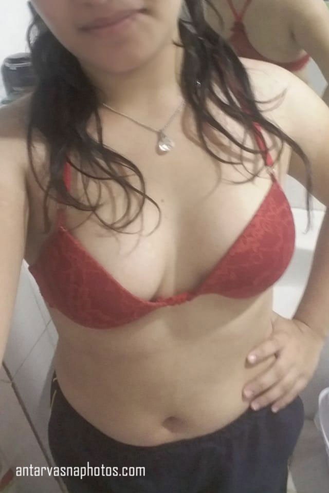 Indian girl Pratima ki leaked sexy photos