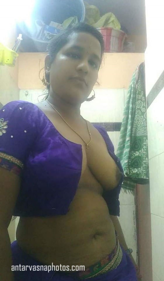 Desi bhabhi Arpita ki boobs ki photos