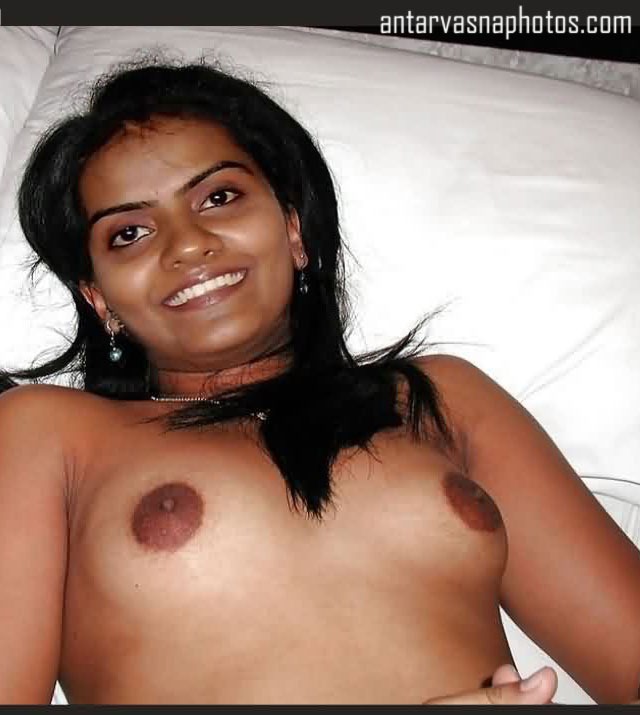 Paridhi ke boobs ki photos