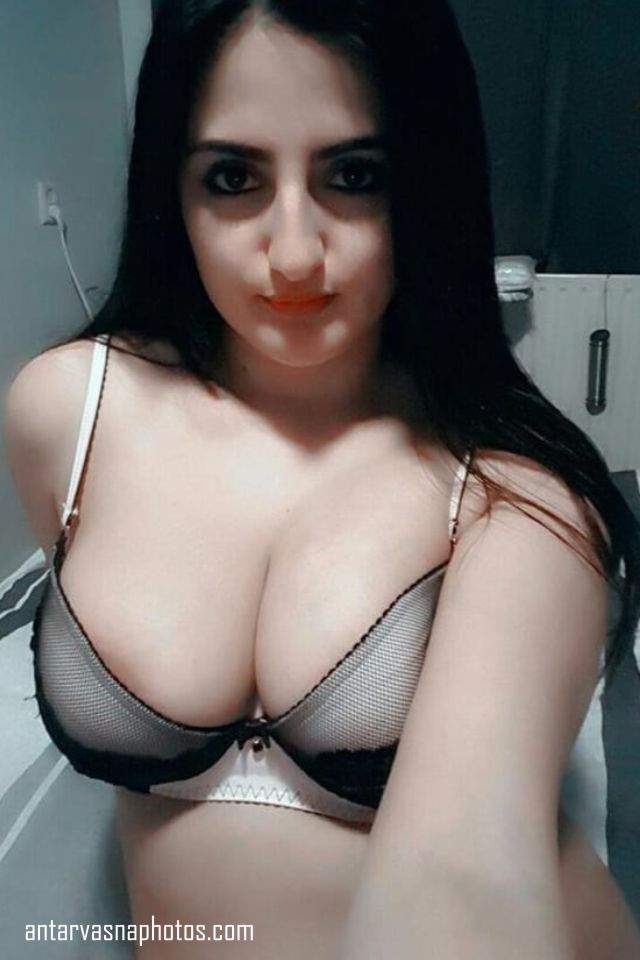 desi girl sexy boobs bra me