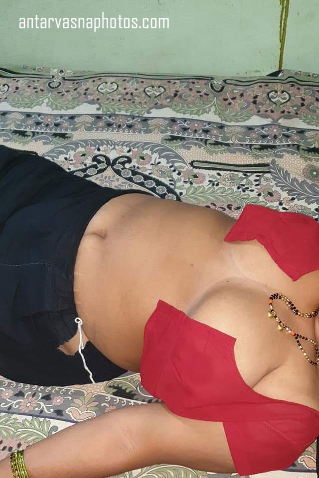 Kanika bhabhi ke boobs ki photos