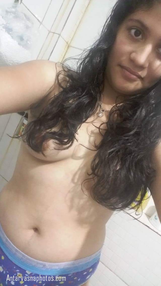 sexy indian teen boobs dikhati