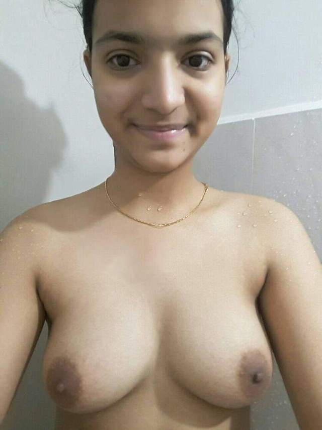 shower me nangi boobs