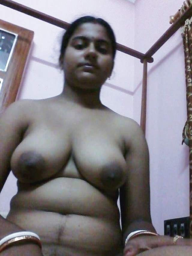 nude sexy bhabhi