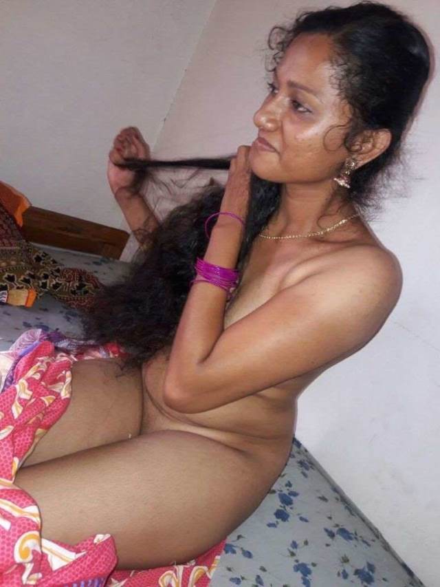 Sexy Naked Andhra Girl Pics ready for chudai