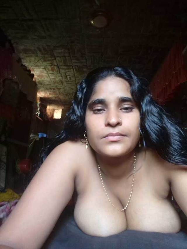 nude bed me leti bhabhi ke big boobs slefie